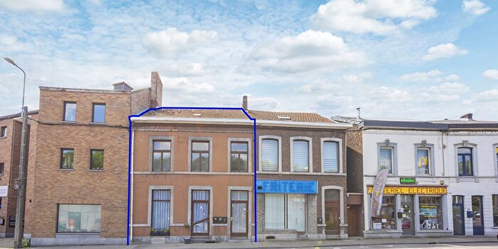 Rue Sualem Renkin, JemeppesurMeuse : Maison 4 pièces à vendre