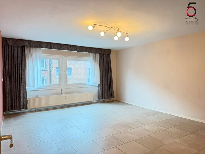 Appartement 1 pièce à louer - Rue de la Station, Ans
