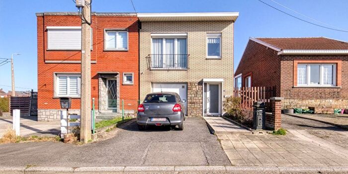 Maison 2 pièces à Rue GrandFontaine, BeyneHeusay, à vendre
