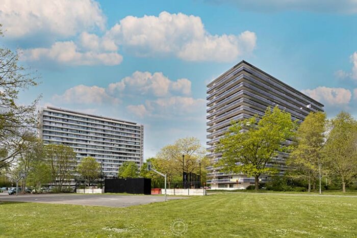 Appartement 10 pièces à Koningin Fabiolapark, SintNiklaas, à vendre
