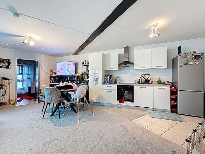 Appartement 2 pièces à Stationsstraat, Haaltert, à vendre