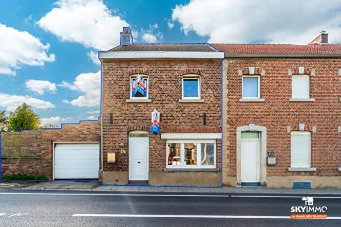 Maison 4 pièces à Rue de Huy, Waremme, à vendre