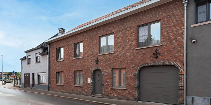 Bieststraat, Hever : Appartement 4 pièces à vendre