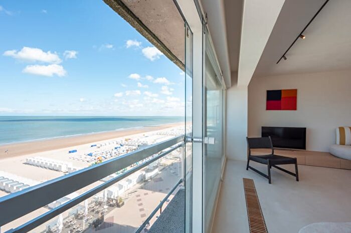 Appartement 13 pièces à vendre à ZeedijkKnokke, Knokke