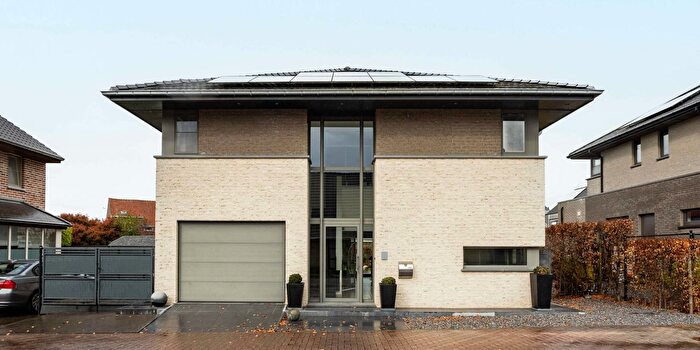 Maison 3 pièces à vendre à Kervijnstraat, Oetingen