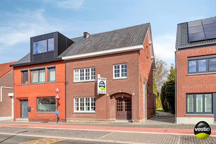 Maison 9 pièces à vendre - Kerkstraat, Nieuwerkerken