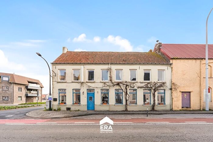 Maison 4 pièces à Kortrijksestraat, Oostkamp, à vendre
