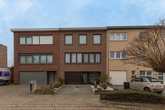 Kleine Brugstraat, SintPietersLeeuw : Maison 4 pièces à vendre