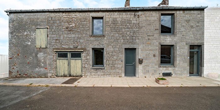 Maison 2 pièces à vendre à Rue Houpière, Senzeille