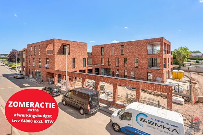 Kwadensteenweg, SintTruiden - Appartement 8 pièces à vendre