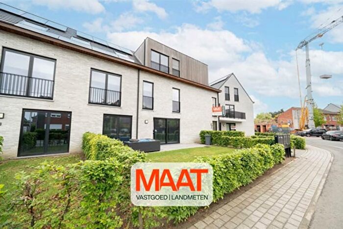 Itegemseweg, HeistopdenBerg : Appartement 3 pièces à vendre