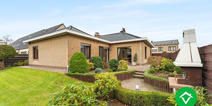 Maison 4 pièces à Ferdinand Depuydtlaan, Eernegem, à vendre