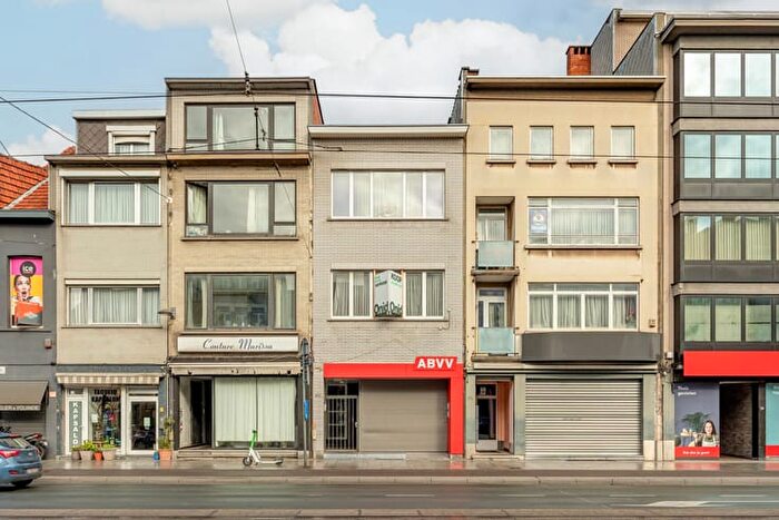 Appartement 3 pièces à Bredabaan, Merksem, à vendre