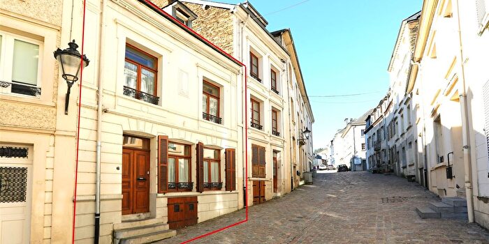 Rue des Augustins, Bouillon : Maison 3 pièces à vendre