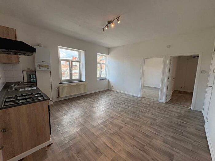 Appartement 2 pièces à Chaussée de Charleroi, Fleurus, à louer