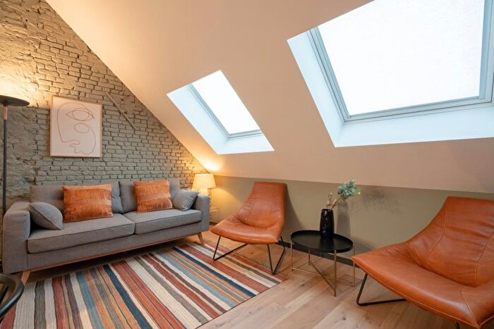 Appartement 1 pièce à Aalmoezenierstraat, Antwerpen, à louer