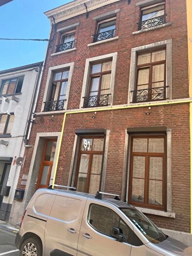 Appartement 1 pièce à Rue Wiertz, Dinant, à louer