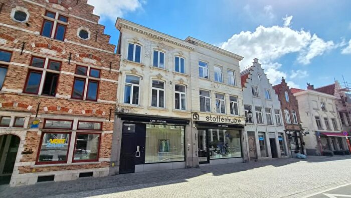 Ezelstraat, Brugge : Appartement 3 pièces à louer