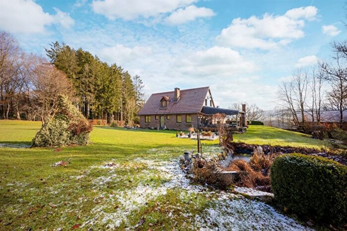 Maison 4 pièces à Neuville, STOUMONT, à vendre