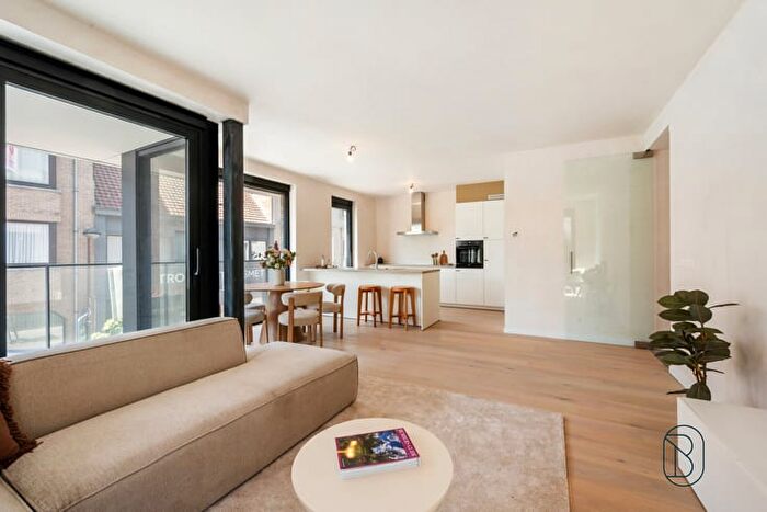 Appartement à vendre à Guido Gezellestraat, Waregem