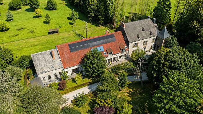 Hameau de Géronsart, COUVIN - Maison 16 pièces à vendre