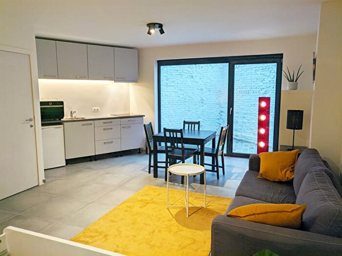 Appartement à Groenbrugstraat, Gent, à louer