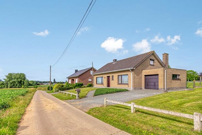 Opperselebaan, BRUSSEGEM : Maison 3 pièces à vendre
