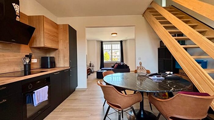 Appartement 2 pièces à Place de l'Etang, à louer