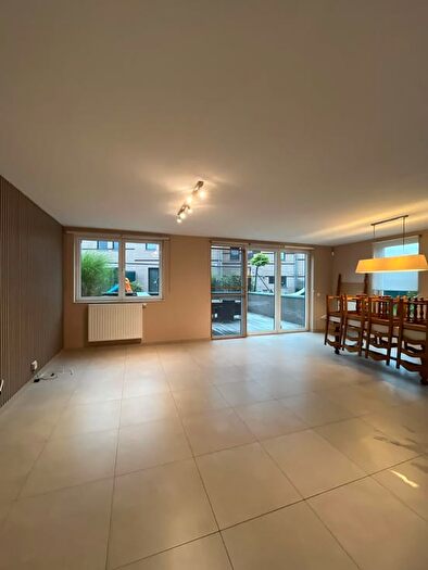 Appartement 8 pièces à louer à Rue Gaston Delvaux, Chastre