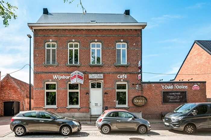 SintMaartenstraat, Olen : Maison 7 pièces à vendre