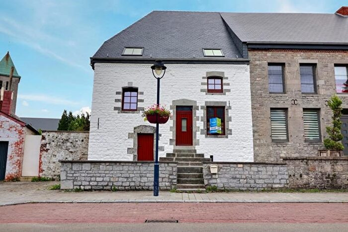RUE D'EN HAUT, Momignies : Maison 5 pièces à vendre