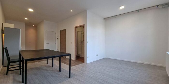 Appartement 2 pièces à Rue des Soeurs Noires, Tournai, à louer