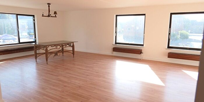 Blauberg, Herselt : Appartement 3 pièces à louer
