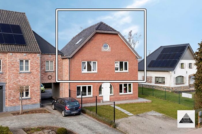 Appartement 1 pièce à vendre - Neeroeterenstraat, Maaseik