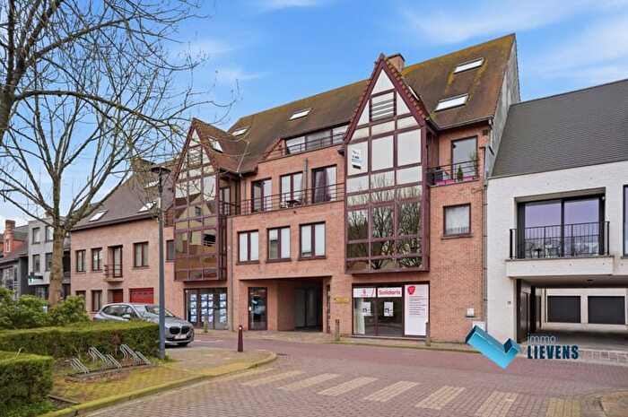 Moerestraat, Koekelare : Appartement 9 pièces à vendre