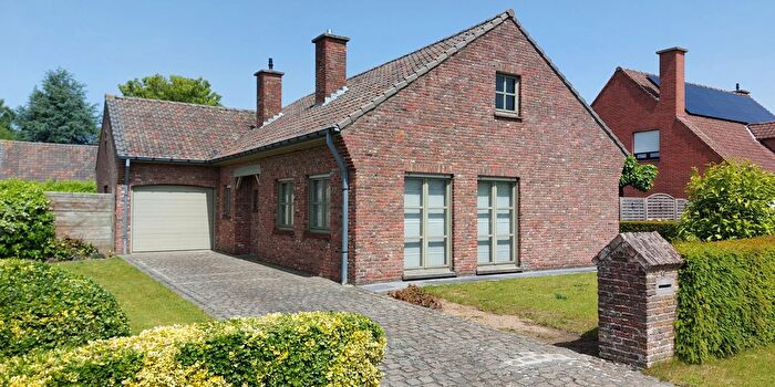 Maison 3 pièces à Klokkeput, Harelbeke, à vendre