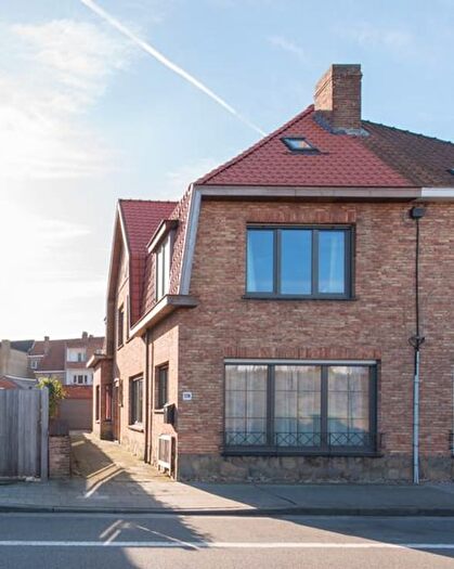 Maison 4 pièces à SintPietersgroenestraat, Brugge, à vendre