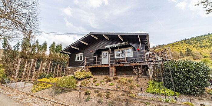 Vieux Fourneau, Bra - Maison 3 pièces à vendre