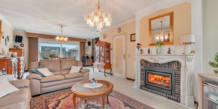 Maison 4 pièces à Oostvleterenstraat, Woesten, à vendre