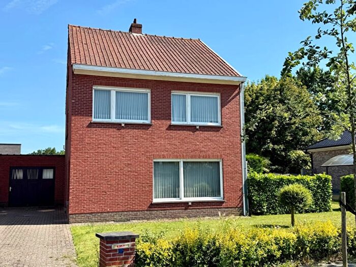 SintSebastiaanstraat, BEVERENKRUIBEKEZWIJNDRECHT : Maison 3 pièces à vendre