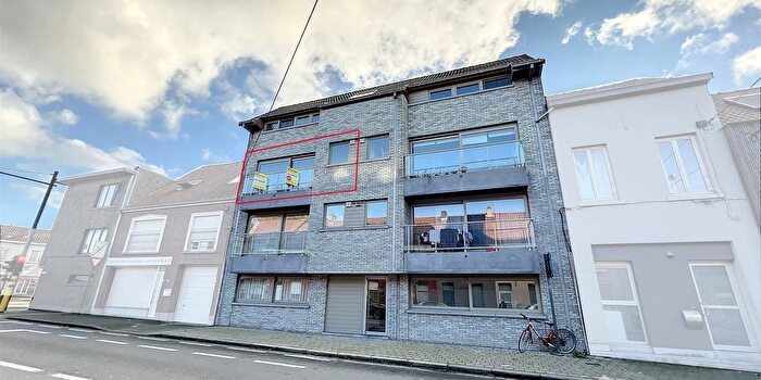 Appartement 2 pièces à Rumbeeksesteenweg, Roeselare, à vendre
