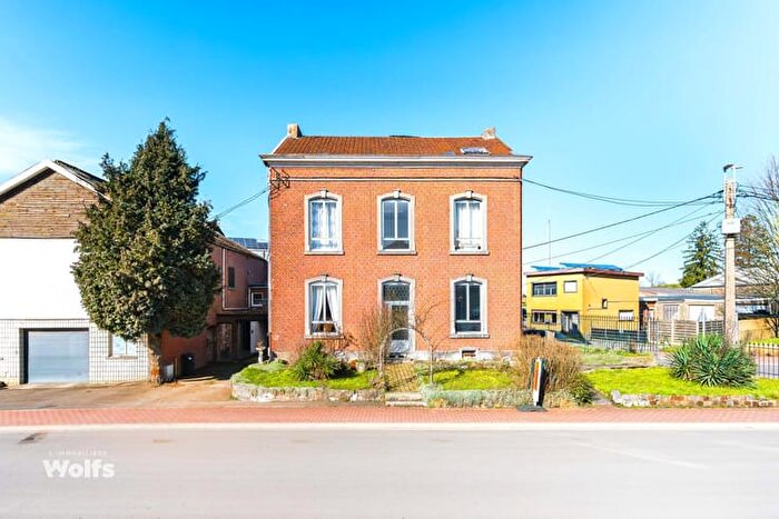 Maisons à vendre et appartements à louer - 2