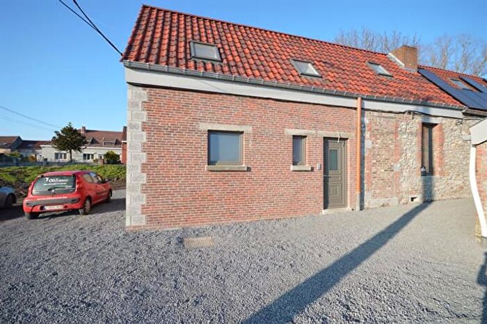 Maison 4 pièces à Rue De La Brisée, Mons ObourgSaintDenis, à louer