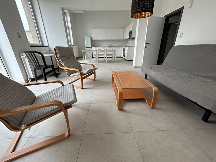 Appartement 6 pièces à louer - Chaussée De Binche, Mons