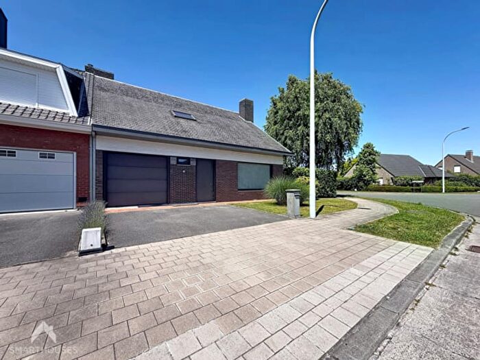Robert Bultynckstraat, Ingelmunster : Maison 3 pièces à vendre