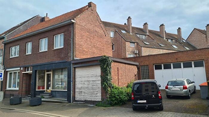 Maison 5 pièces à vendre à Wijngaardstraat, MUNSTERBILZEN