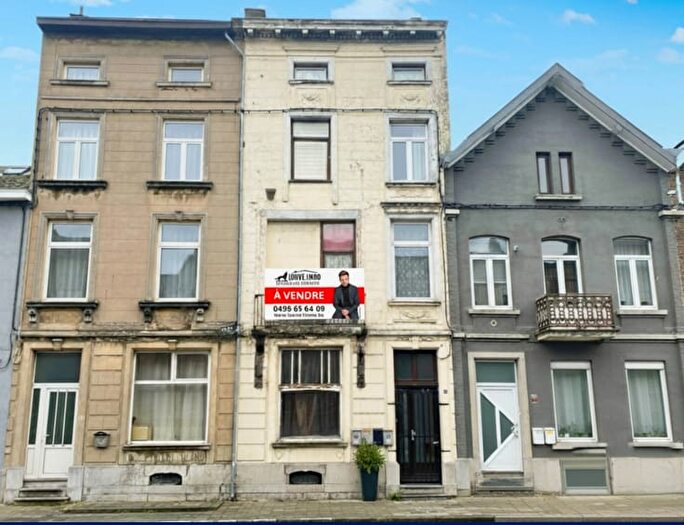 Rue De Beaumont, Charleroi : Maison 7 pièces à vendre