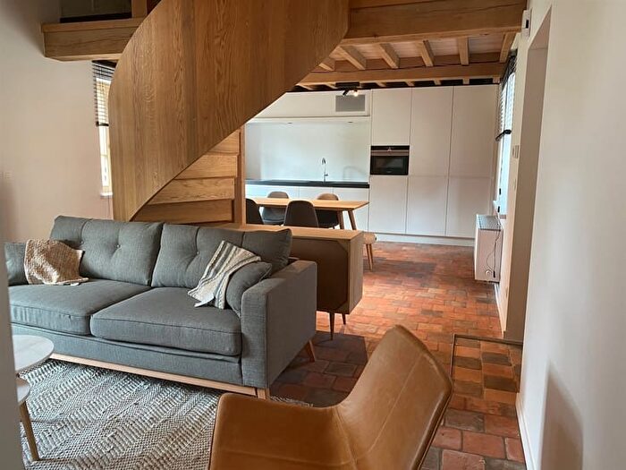 Begijnhof, SINTTRUIDEN - Maison 1 pièce à vendre