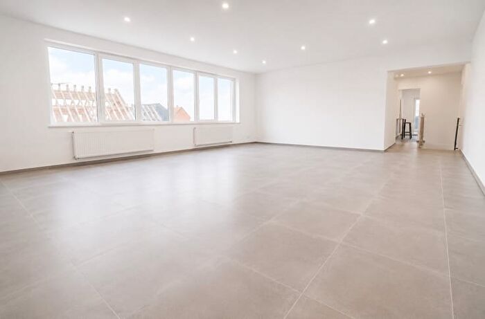 Rue Du Congo b, Charleroi - Appartement 2 pièces à vendre