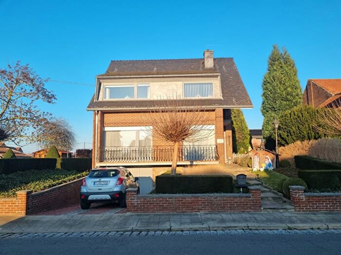Rue Haute, REMICOURT - Maison 3 pièces à vendre